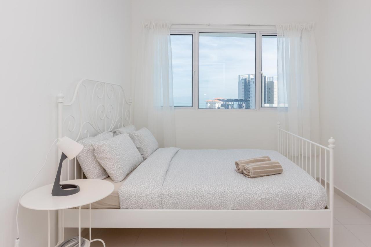 Appartement White Lagom Scandinavian House, By Sanguine à Tanjung Tokong Extérieur photo